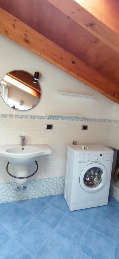 Casa Marina Apartment โลเวเร ภายนอก รูปภาพ